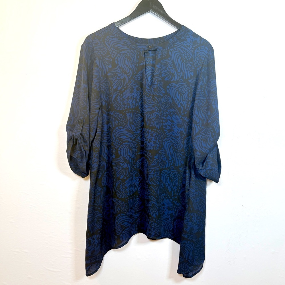 Torrid Womens Blue Floral Lightweight Blouse 1X Flowy Long Sleeve Top Boho